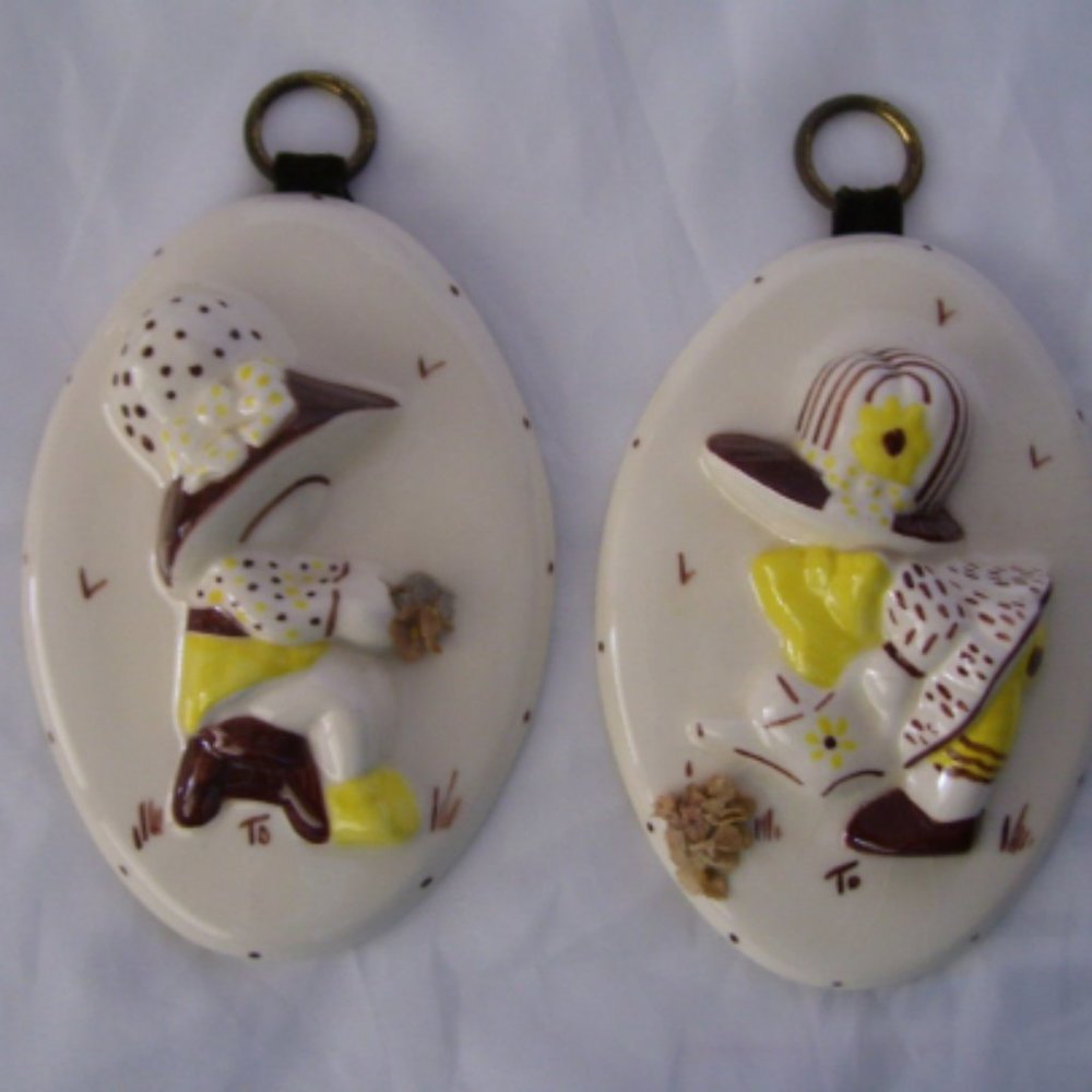 Joseph Horne Vintage Pair Little Miss Muffett Wall Plaques